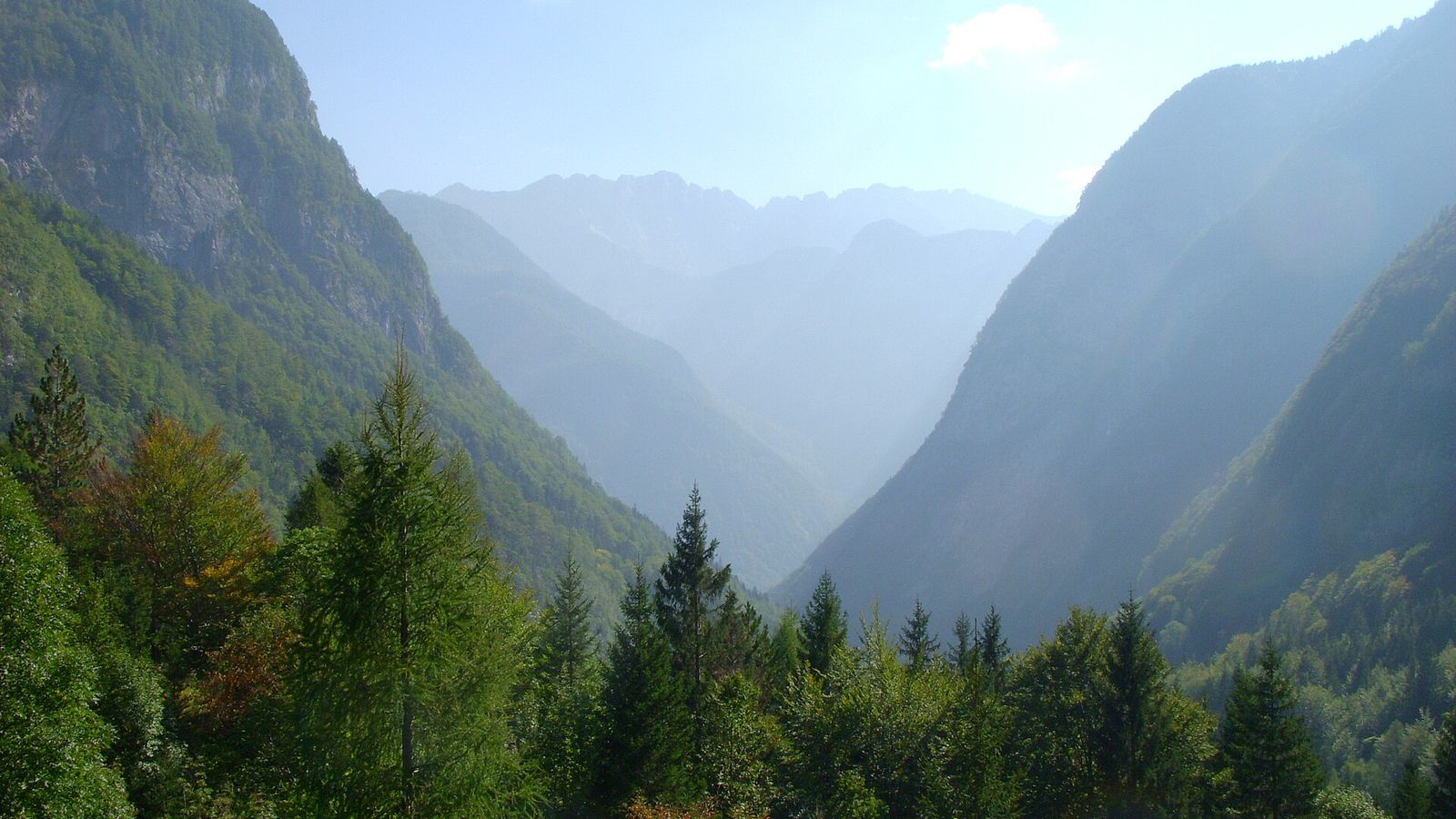 Kamperen in Slovenië: de mooiste campings, camperplekken en regels